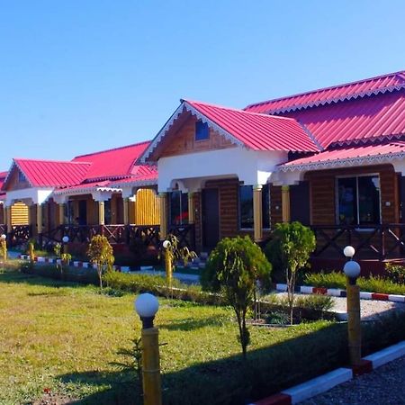 לטגורי Dooars Reina Resort מראה חיצוני תמונה